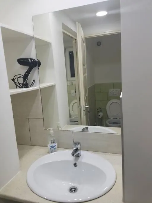 בודפשט Big Cozy - Skyfall Apartment 3 Bdrm 6 Beds 1&Half Baths