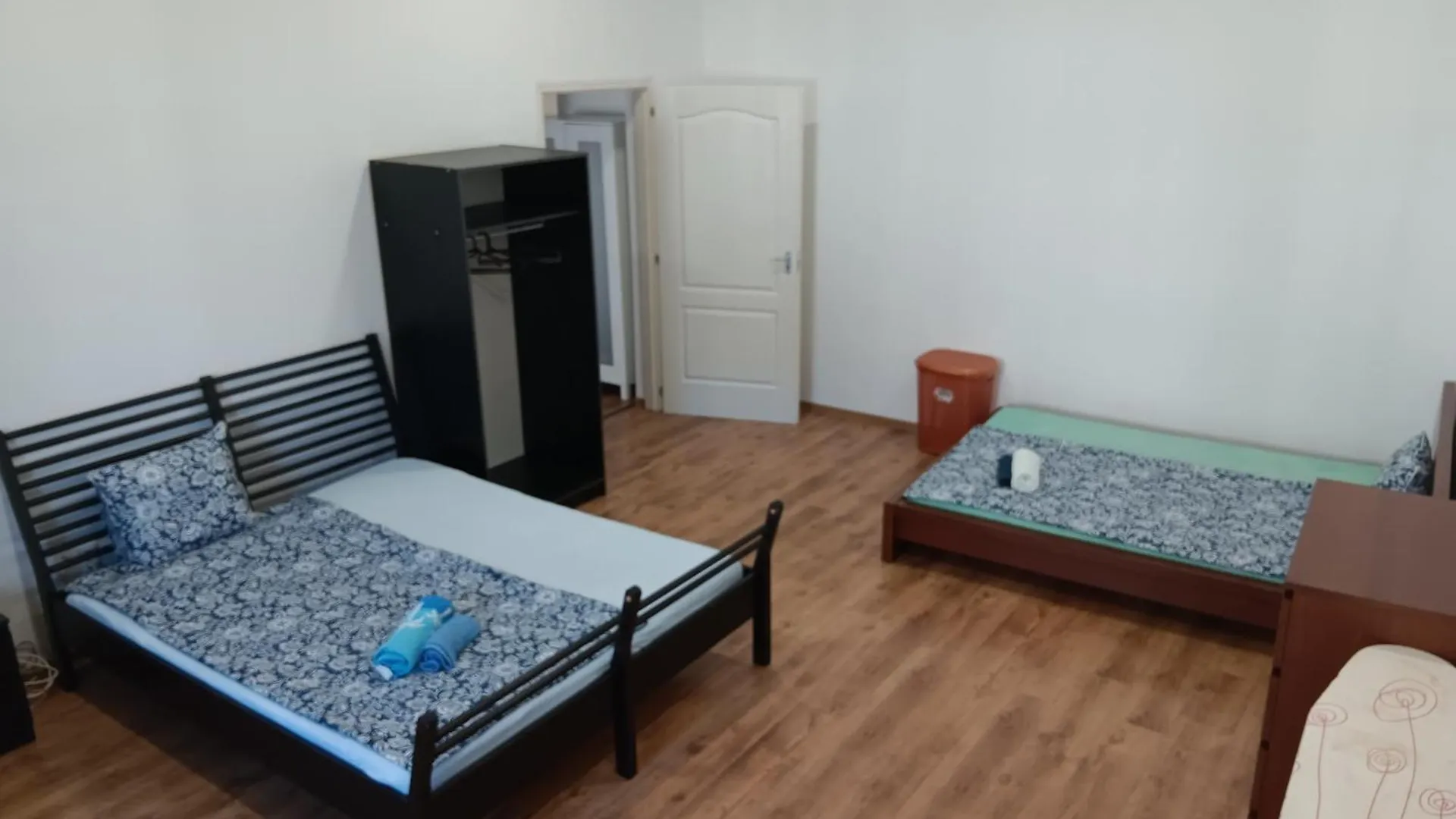 בודפשט Big Cozy - Skyfall Apartment 3 Bdrm 6 Beds 1&Half Baths